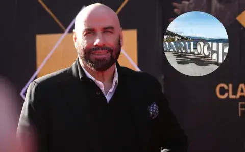 ¡Stayin’ Alive! Mirá las fotos del inesperado paso de John Travolta por Bariloche ¡Stayin’ Alive! Mirá las fotos del inesperado paso de John Travolta por Bariloche