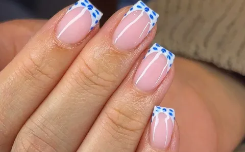 Así son las uñas francesas deconstruidas, la nueva tendencia en manicura Así son las uñas francesas deconstruidas, la nueva tendencia en manicura