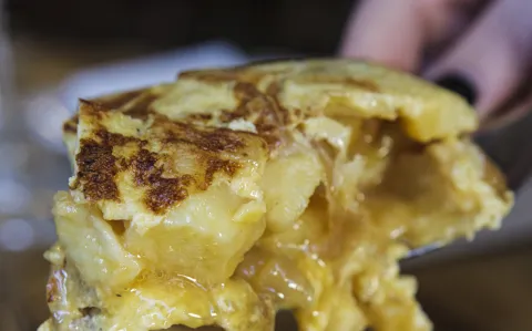 Tortilla de papas: un recorrido por los mejores lugares para comerla en Baires