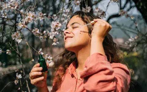 La piel en primavera: cuál es la mejor rutina de skincare La piel en primavera: cuál es la mejor rutina de skincare