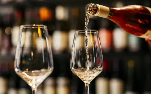 4 consejos de una sommelier para disfrutar de un buen vino