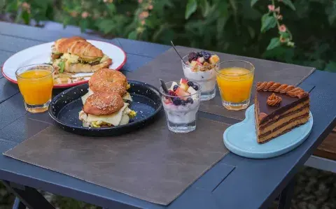 5 lugares para encargar un desayuno para el Día de la Madre