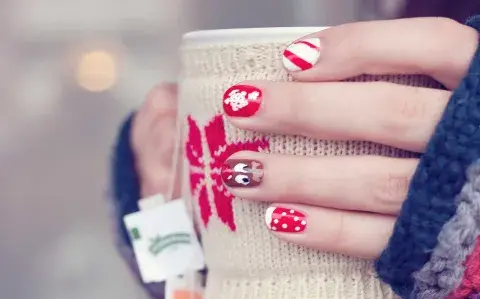 Diseño de uñas: las mejores ideas para inspirarte para Navidad