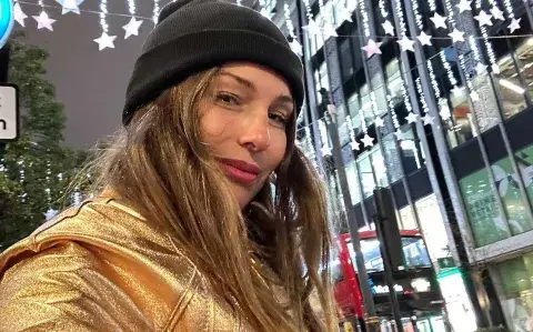 Adelanto tendencias 2025: 3 looks de Pampita en Londres con los que adelanta los ítems del invierno