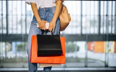 ¿Brasil, Chile o Uruguay?: dónde es más barato comprar ropa 