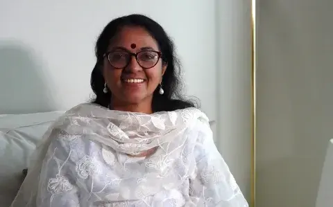 Ayurveda antiestrés: las claves de la Dra. Nisha Manikantan para ganar bienestar Ayurveda antiestrés: las claves de la Dra. Nisha Manikantan para ganar bienestar