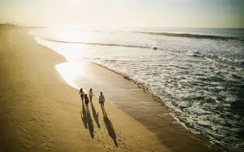 Está a 4 horas de CABA y es una de las playas más lindas de la Costa Atlántica