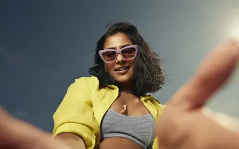 Adiós a los clásicos lentes de sol: así es el modelo con un aire retro Adiós a los clásicos lentes de sol: así es el modelo con un aire retro