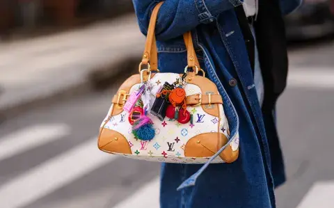 Carteras vintage, un ítem del streetstyle: cómo usarlas y dónde conseguirlas