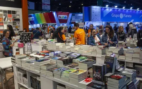 Feria Internacional del Libro 2025: ¡Todo lo que no te podés perder!