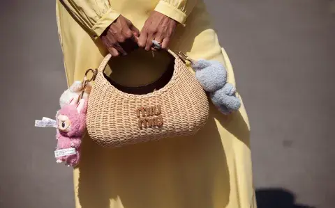 Laburu: así es el nuevo accesorio para el bolso que es furor en redes Laburu: así es el nuevo accesorio para el bolso que es furor en redes