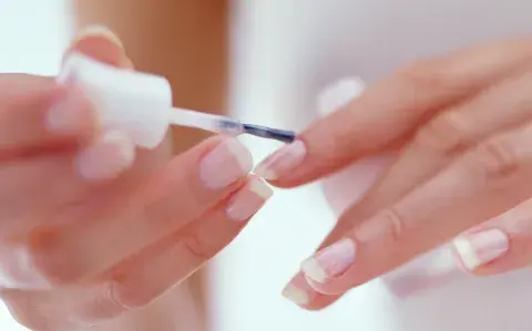 La fórmula para tener las uñas fuertes y largas sin gastar de más