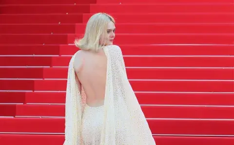 Polémica en Cannes por el nuevo código de vestimenta que prohíbe los naked dress Polémica en Cannes por el nuevo código de vestimenta que prohíbe los naked dress