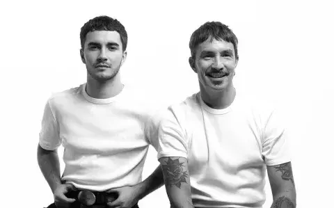 Emmanuel Horvilleur y su hijo André protagonizan una campaña de moda por el Día del Padre Emmanuel Horvilleur y su hijo André protagonizan una campaña de moda por el Día del Padre