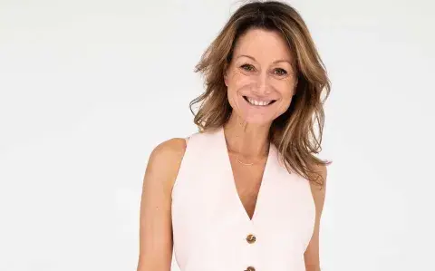 Quién es Celine Roy, la bailarina que entrena a Carla Bruni y cómo es su entrenamiento Quién es Celine Roy, la bailarina que entrena a Carla Bruni y cómo es su entrenamiento