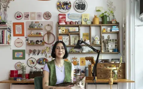 Así ambientó su monoambiente para dar taller de bordado: ideas para inspirarte Así ambientó su monoambiente para dar taller de bordado: ideas para inspirarte