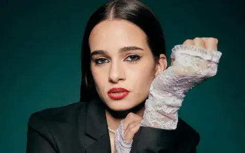 Mia Folino lanza su primer disco: la hija de Hilda Lizarazu debuta con canciones muy íntimas Mia Folino lanza su primer disco: la hija de Hilda Lizarazu debuta con canciones muy íntimas