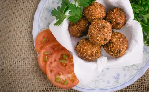 Receta de falafel: una versión saludable y rica Receta de falafel: una versión saludable y rica