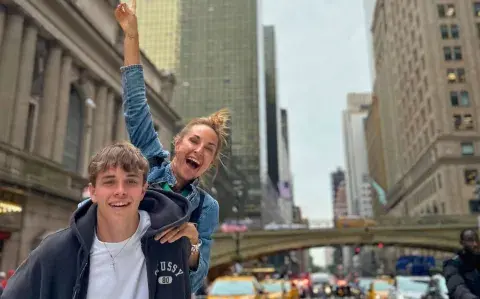 Romina Polnoroff y su hijo de 17 años en Nueva York