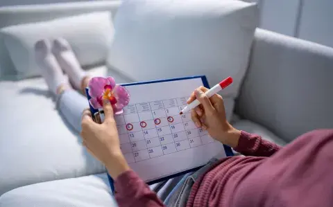 Urano en Géminis: cómo influye el cielo en tu ciclo menstrual