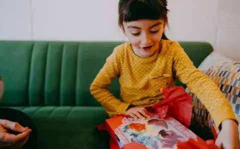 Regalos originales para el Día de la Niñez: juguetes y experiencias para todos los gustos