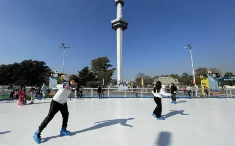 Dónde patinar sobre hielo gratis en CABA