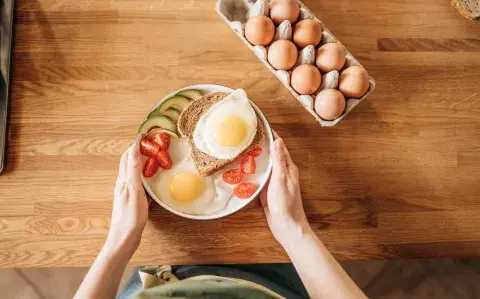 Por qué 3 razones las proteínas son esenciales Por qué 3 razones las proteínas son esenciales