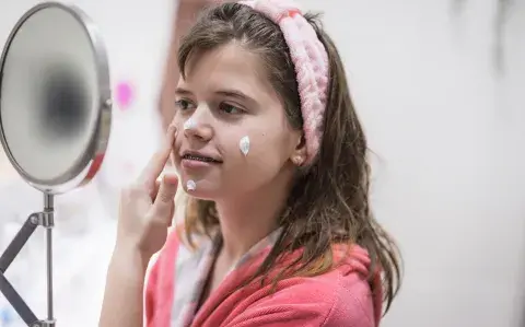 “Sephora kids”: el fenómeno viral que pone en foco el consumo de belleza en la infancia