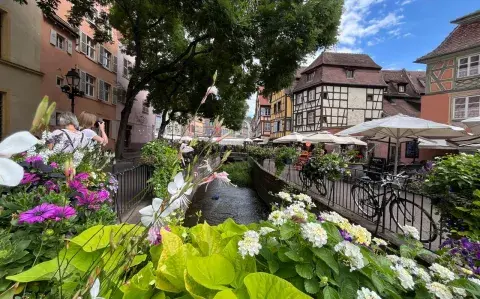 El pueblo circular de Francia que inspiró cuentos de Disney