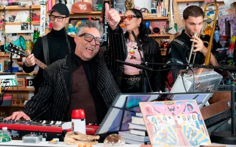 Fito Páez se luce en Tiny Desk: mirá el concierto completo y conocé su setlist