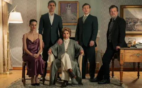 Las Maldiciones: poder, secretos y vínculos familiares en la nueva miniserie argentina de Netflix