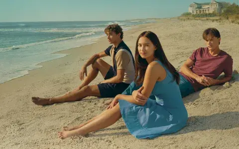 La serie del momento: el final de El verano en que me enamoré será con una película