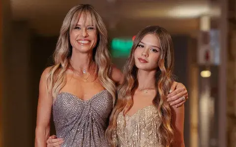 La fiesta de 15 de la hija de Mariana Fabbiani: los looks de la conductora y la cumpleañera La fiesta de 15 de la hija de Mariana Fabbiani: los looks de la conductora y la cumpleañera