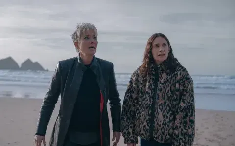 Hablamos con Emma Thompson y Ruth Wilson 😱 Todo sobre su nueva serie en Apple Tv+ Hablamos con Emma Thompson y Ruth Wilson 😱 Todo sobre su nueva serie en Apple Tv+