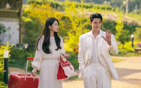 El genio y los deseos: Kim Woo Bin y Suzy brillan en el nuevo K-drama de Netflix El genio y los deseos: Kim Woo Bin y Suzy brillan en el nuevo K-drama de Netflix