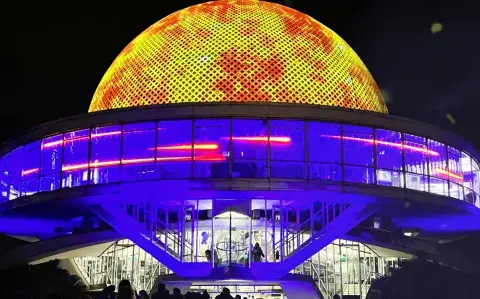 El Planetario festeja 100 horas de astronomía con shows inmersivos gratuitos