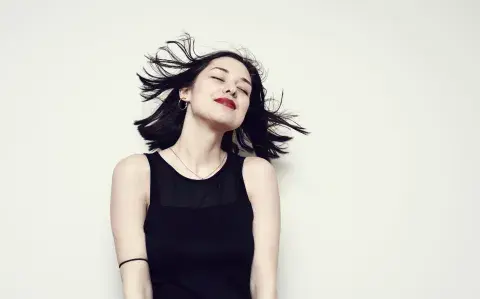 Boysober: la tendencia que invita a pausar las citas para priorizar el bienestar