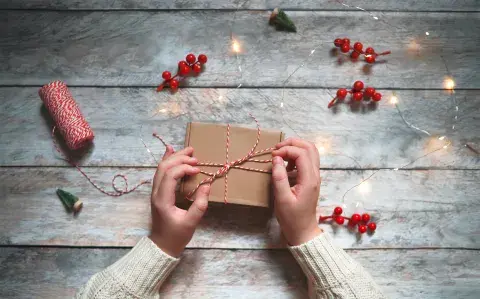 Adiós a los regalos sin sentido: estas fiestas descubrí la tendencia del slow gifting