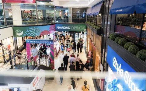 Cuándo es la Noche Shopping y en dónde podés conseguir descuentos de hasta el 50% Cuándo es la Noche Shopping y en dónde podés conseguir descuentos de hasta el 50%