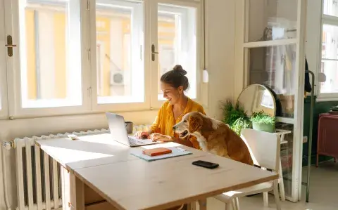 Ni inglés ni chino: este es el idioma que te va a ayudar a ganar dinero en 2026 