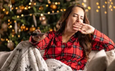 Estrés y compromisos sociales: enfrentando a los enemigos del buen descanso en diciembre Estrés y compromisos sociales: enfrentando a los enemigos del buen descanso en diciembre