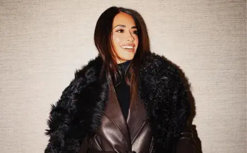 Antonela Roccuzzo adelantó desde Nueva York una de las grandes tendencias del invierno 2026 