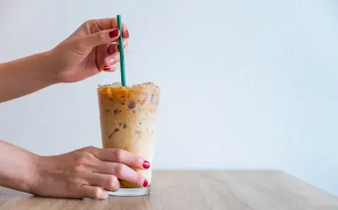  3 recetas de café frío irresistibles para refrescar tus días de verano