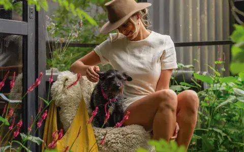 Casa container en Villa La Angostura: un refugio íntimo de una fotógrafa que ama la naturaleza Casa container en Villa La Angostura: un refugio íntimo de una fotógrafa que ama la naturaleza