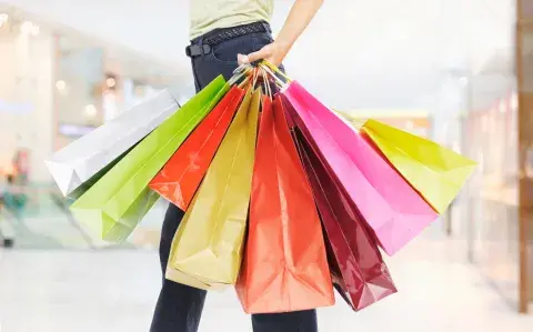 Renová tu guardarropa sin gastar más: estrategias de shopping que funcionan