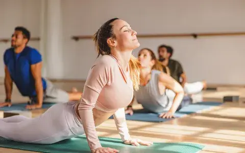 Ejercicios simples que ayudan a prevenir los dolores de espalda