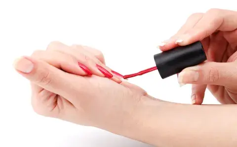 Elgantes y lindas: estos son los mejores diseños de uñas para hacerte en mayo