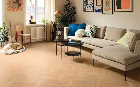 Adiós al parquet: este es el revestimiento que marca tendencia en 2026