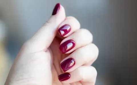 Uñas tendencia invierno 2026: cuáles son los estilos y colores que se llevarán esta temporada 
