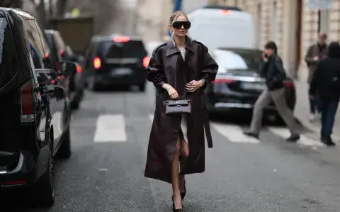 Trench coat: el curioso origen del abrigo que vuelve a ser tendencia en 2026 Trench coat: el curioso origen del abrigo que vuelve a ser tendencia en 2026